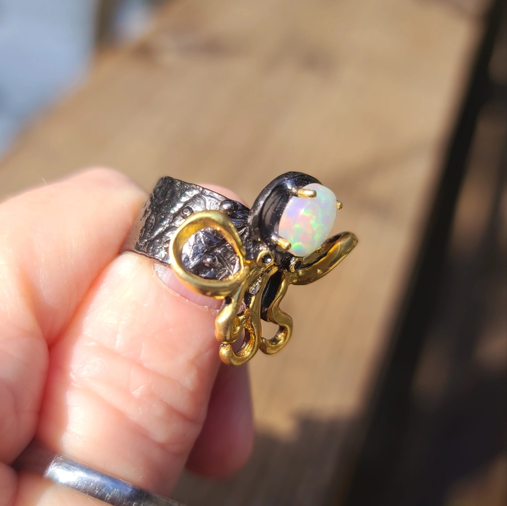 Opal & Sapphire Sterling rhodium & gold Octopus 🐙 ring sz5 - Picture 3 of 7